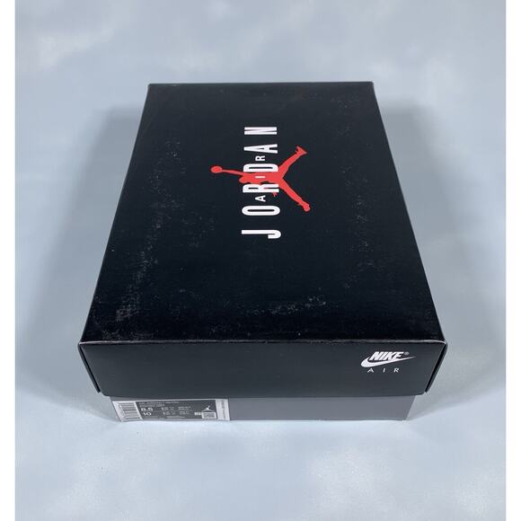 Athletic_Shoes
